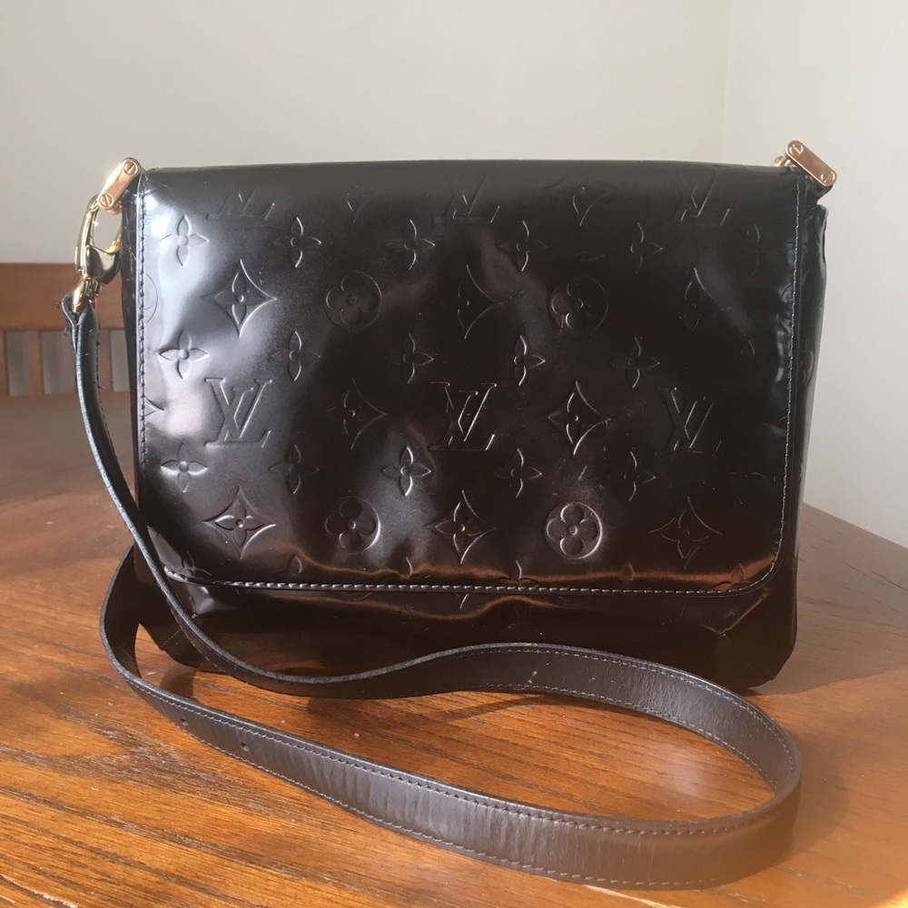 LV Vernis Thompson